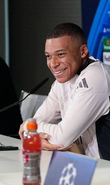 Explicațiile lui Mbappe  De ce a început cu stângul la Real Madrid: „Nu puteam să spun « pasează-mi, asta e echipa mea! »”