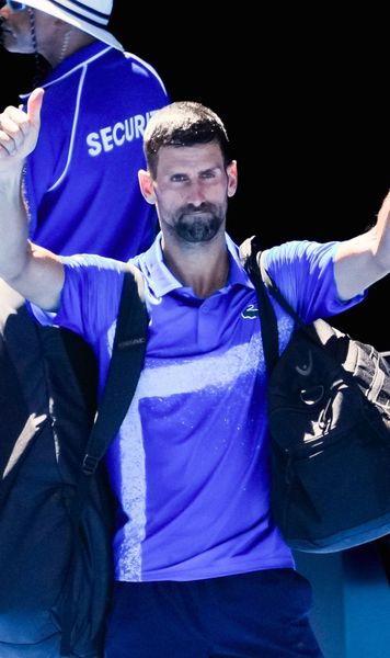 Djokovic s-a retras  Sârbul, fluierat la  Australian Open  după ce a abandonat în semifinale » Explicațiile lui Nole: „A fost prea mult”