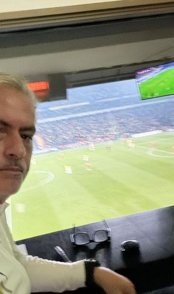 The Special One  VIDEO . Ce aroganță! Cum a urmărit  Mourinho , suspendat, ultimul meci al lui Fenerbahce: „M-am distrat, se vede pe fața mea”