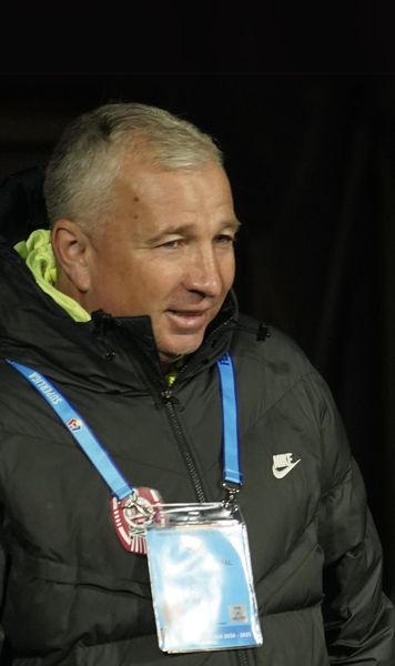 „Sunt ăla care nu face nimic”   Dan Petrescu , după ce a fost întrebat de forma lui Louis Munteanu: „Au zis că am ceva cu el! Când nu dă goluri, eu sunt vinovat”