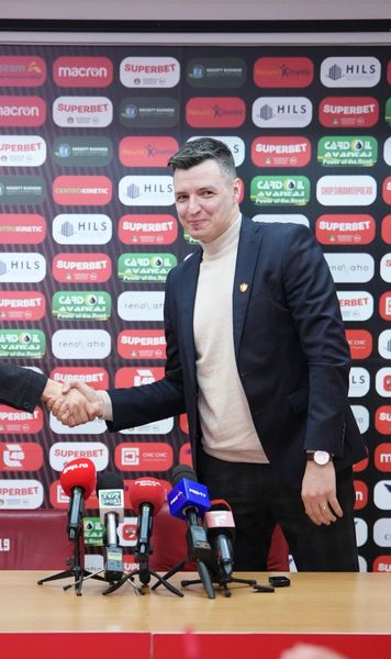 Prezentare oficială   VIDEO   Cosmin Mihalescu  e noul director sportiv de la Dinamo: „Am trecut de 400 de jucători propuși iarna aceasta. E un club enorm”