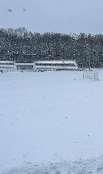 FC Argeş, apel către fani Piteștenii cer ajutor în  lupta cu zăpada : „Participarea voastră e crucială! Oferim vin fiert, ceai cald și lopeți”