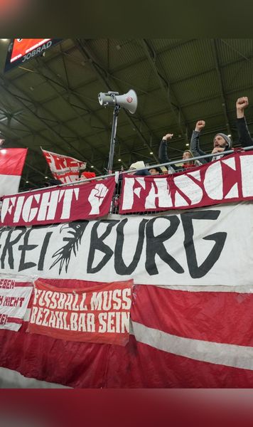 Tot mai mult rasism în Bundesliga   În Germania,  ascensiunea dreptei politice  se vede pe stadioanele de fotbal