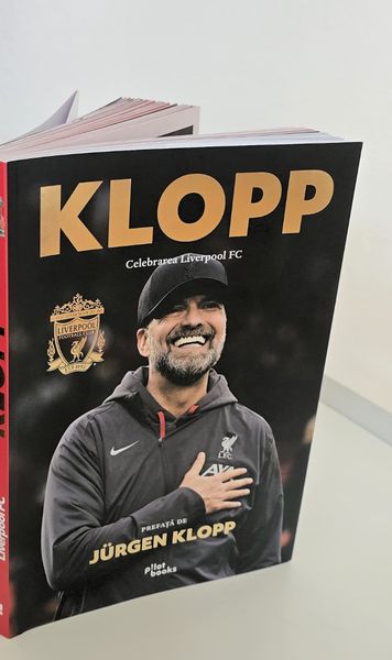 Cartea triumfului roșu  Cum a transformat Jurgen Klopp Liverpool în cea mai bună echipă a lumii:  „Povestea noastră”