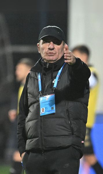 Farul, aproape de retrogradare Explicațiile lui Hagi: „Când nu ai niciun ban, iei doar ce poţi. Câteodată iese, câteodată nu”