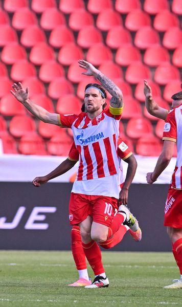 Imagini dezolante FOTO: În Serbia se scrie istorie, dar derby-ul Steaua Roșie - Partizan s-a jucat în anonimat!