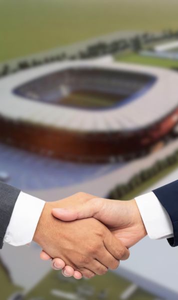 „Iese soarele și pe strada noastră” Dinamo, în extaz după  semnarea contractului  pentru noul stadion » Mesajul transmis de „câini”