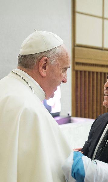 Ce a spus Papa despre Maradona   „Un campion și un om foarte fragil” + Lecțiile lăsate în   ultimul interviu