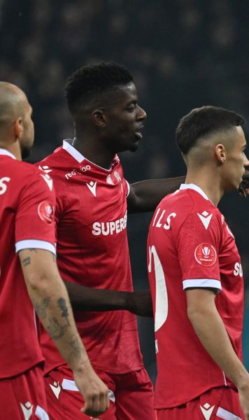 „Strigător la cer!” Dinamoviștii se revoltă după programarea derby-ului cu Rapid: „Al patrulea meci la rând luni seara!”