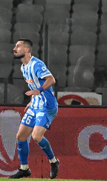 Zajkov, autogol incredibil! VIDEO. Gafa care poate scoate Universitatea Craiova din lupta pentru titlu