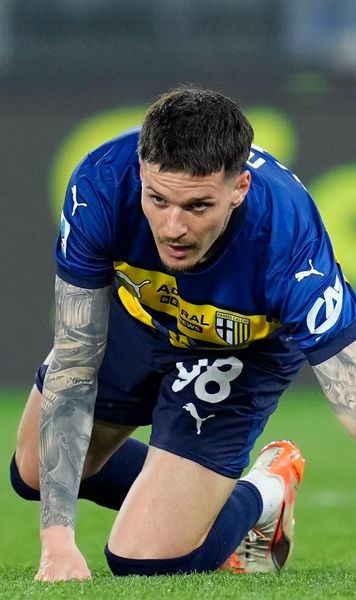 Pleacă Man?  Gestul care ar putea arăta   despărțirea  „tricolorului” de Parma