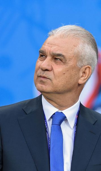 Anghel Iordănescu a împlinit 75 de ani    Mesajul lui Edi  pentru tatăl său: „O zi specială. Tu ești totul meu”