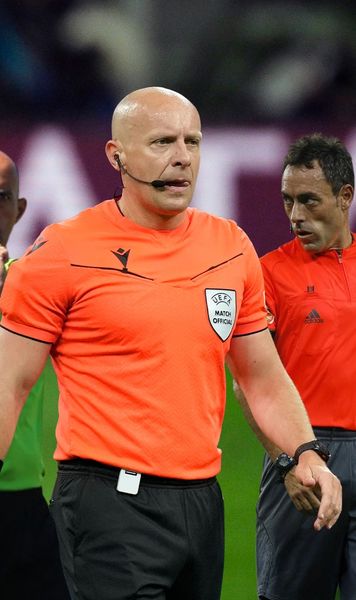 „E ridicol!” Doi foști arbitri spanioli disecă, pentru GOLAZO.ro , Inter - Barcelona: „Nu pot să înțeleg cum UEFA continuă să îl răsfețe”