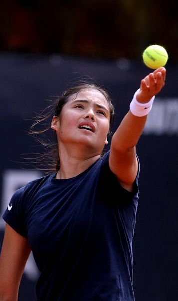 „M-am «ars» de mai multe ori”  Afirmație dureroasă făcută de   Emma Răducanu,  care s-a simțit trădată în carieră și în viață