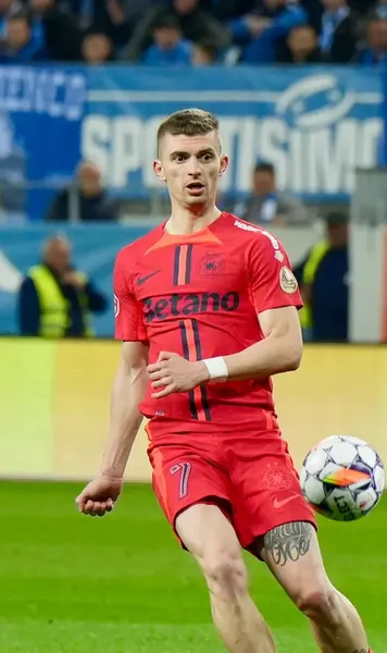 „Nu mai are loc la mijloc”  Ce se va întâmpla cu   Florin Tănase  când va reveni Darius Olaru