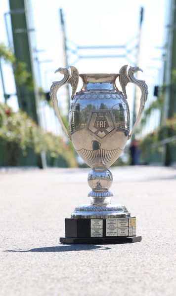 Cupa României a ajuns la Arad FOTO: Cum arată trofeul care va fi pe masă la finala CFR Cluj - Hermannstadt