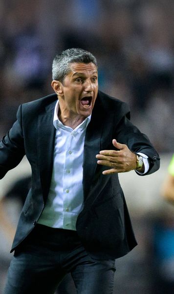 „Răzvan Lucescu e ca Mourinho” A fost pregătit de ambii antrenori și a observat un lucru: „Sunt mereu gata să se certe, să urle”