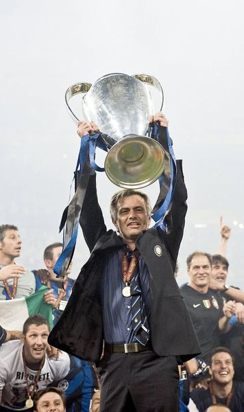 Șocantul Mourinho Sneijder, fostul coleg al lui Chivu la Inter, și-a amintit derapajul antrenorului la finala Ligii din 2010: „Ca țiganii”
