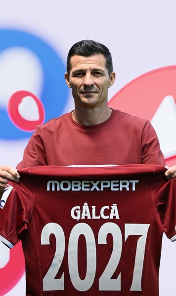 „Îmi era dor de liniște la Rapid” Costel Gâlcă, primit cu brațele deschise de fanii giuleșteni: „Emană seriozitate și profesionalism”