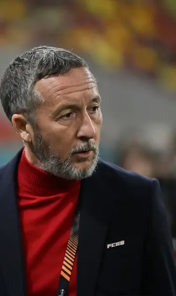 „Musi merita mai multe șanse”  Mihai Stoica răspunde   acuzațiilor  noului jucător de la Dinamo. Ce i-a reproșat » Noi detalii despre Politic