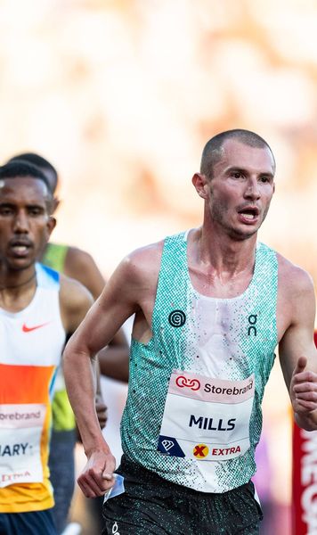 Mai rapid ca Mo Farah Fiul unui fost fotbalist din naționala Angliei a doborât recordul pe care multiplul campion olimpic îl deținea de 14 ani