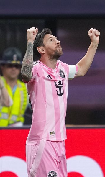 Messi, ce gol!    FOTO.  Inter Miami, victorie cu Porto la   Mondialul Cluburilor  » Starul argentinian a adus cele trei puncte cu o bijuterie de gol