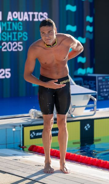 ULUITOR! Record european! David Popovici, aur la 100m liber, la Europenele U23, cu al doilea timp din istorie! Letal pe ultimii 50m!