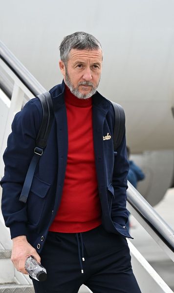  „Bateți-vă joc de campioană!”     Mihai Stoica, replică  pentru Ciprian Necula pe tema festivalului care blochează Arena Națională: „N-a înțeles nimic”