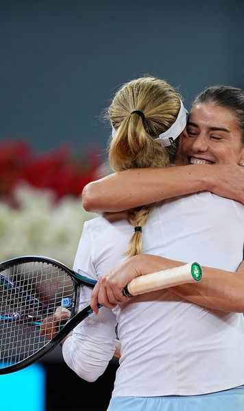 Sorana Cîrstea, în sferturi! Românca merge mai departe la Wimbledon alături de colega sa de dublu, Anna Kalinskaya