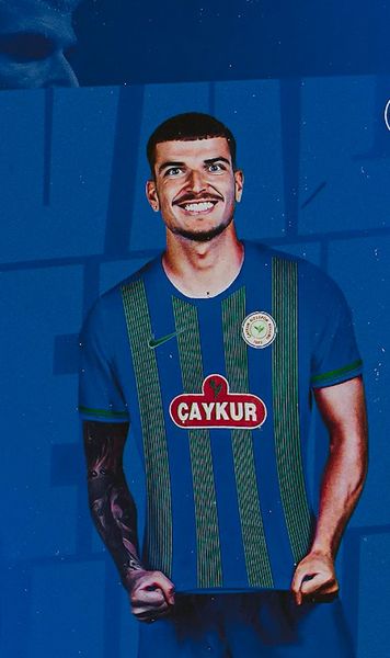 Mihăilă,  oficial la Rizespor    Gruparea din Turcia l-a prezentat pe   internaționalul român , venit de la Parma