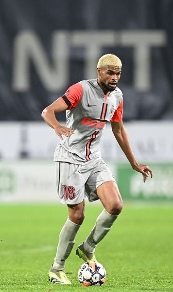 Edjouma la CFR  FCSB nu mai are răbdare cu   Malcom Edjouma:  „Sută la sută va juca acolo”