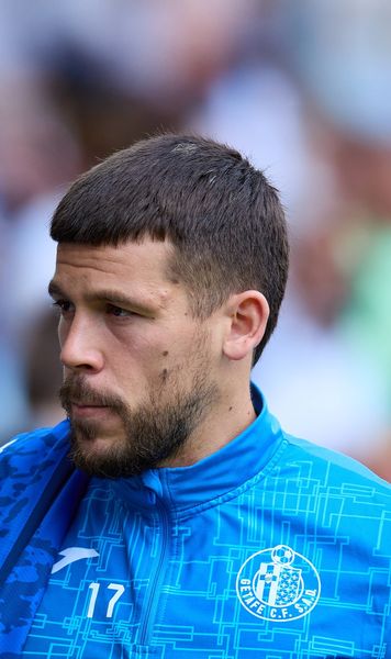 Mușcat de câine în zona intimă!  Colegul lui Olimpiu Moruțan de la Aris Salonic   a fost atacat brutal  în timp ce-și plimba animalul de companie