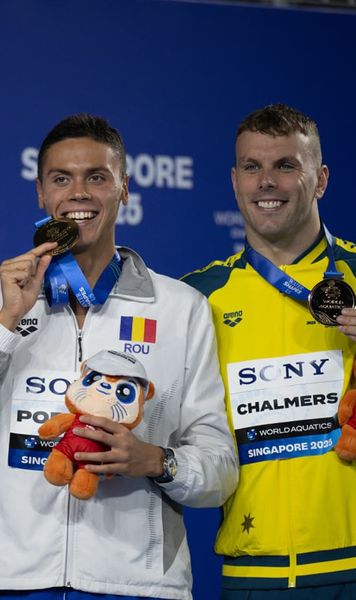 Ce i-a spus Chalmers lui David Popovici  Înainte să urce pe podium, australianul i-a făcut o mărturisire românului:   „Abia aștept să aud imnul României”