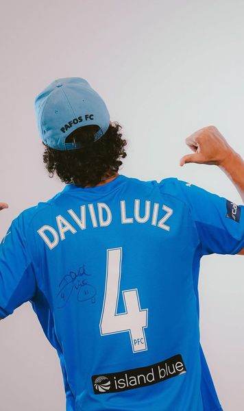 David Luiz, înapoi, în Europa   Celebrul brazilian   va fi coleg cu Vlad Dragomir   