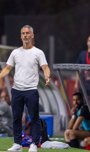 „Antrenor de rang internațional”  Tehnicianul celor de la Braga,   laude pentru CFR Cluj și Dan Petrescu   înainte de meciul din Europa League 