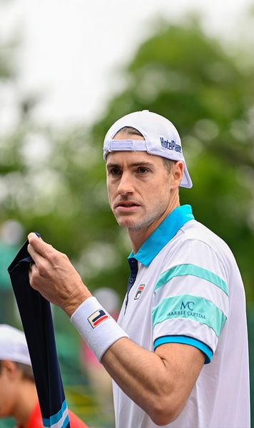 Controversă în tenis   Un fost mare jucător american critică interdicțiile pentru   Rusia și Belarus:   „A devenit cam ridicol”