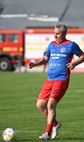 „Și pe mine m-au înjurat”  Adrian Neaga, despre   apostrofările  suporterilor Stelei pentru Nicolae Dică