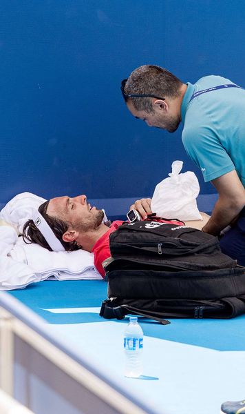 S-a prăbușit pe teren   Un jucător de tenis,   nevoit să se retragă  de la turneul din Cincinnati din cauza căldurii