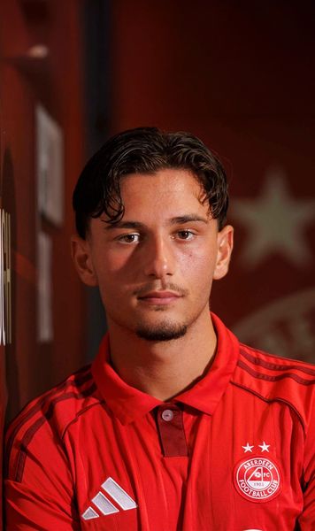 Transfer înainte de play-off  Anunț oficial făcut când mai e doar o săptămână până la   Aberdeen - FCSB