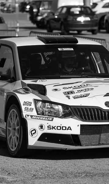 Ucis de o roată!  Fostul pilot Dan Bodea a murit într-un   accident   produs la Campionatul Național de Rally Cross