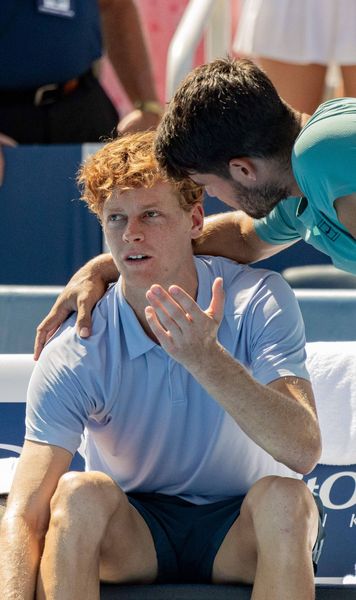 Carlos Alcaraz, campion la Cincinnati    VIDEO.  Jannik Sinner   a abandonat  după 23 de minute » Mesajul emoționant transmis de spaniol