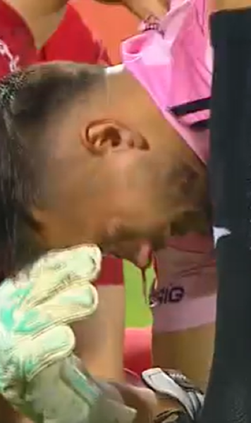 Dur-Bozoancă va fi operat    FOTO.  Diagnosticul crunt primit de portarul de la Oțelul, după ce a   fost lovit în față  de un coechipier în meciul cu FC Argeș