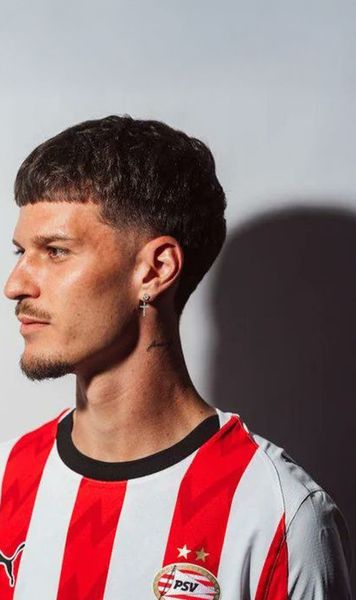 De ce nu a debutat Man  Motivul pentru care   antrenorul lui PSV i-a amânat startul  în Eredivisie. Ce a spus Bosz