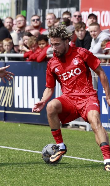 Pericol pentru FCSB  Cine e playmakerul lui Aberdeen? A debutat ca profesionist   când avea 17 ani, la PSG,  înconjurat de staruri