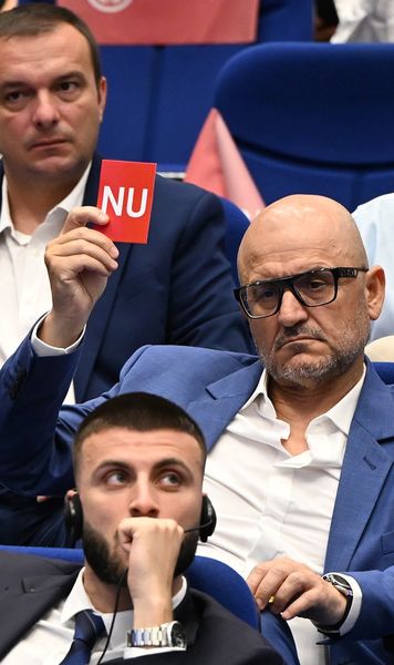 FCU Craiova, în pragul excluderii  Echipa lui Adrian Mititelu a ajuns la   94 de puncte de penalizare  » Reacția patronului