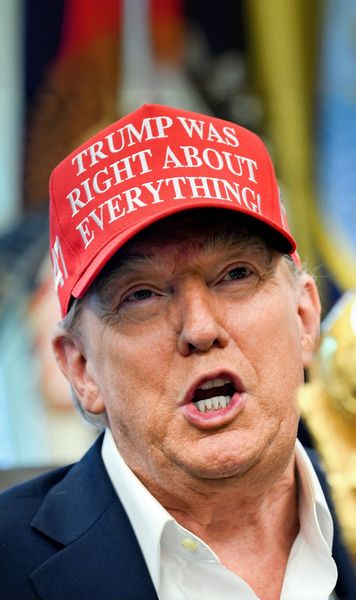 Îl așteaptă pe Putin la Mondial    Donald Trump  a anunțat când și unde are loc   tragerea la sorți pentru CM 2026,  apoi a scos din sertar o poză cu Putin!