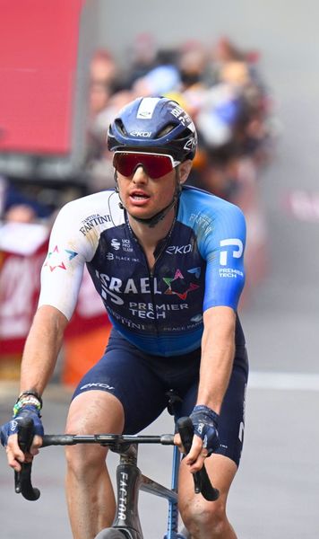 Cine sponsorizează ciclismul  Scandal mare: s-au bucurat că nu mai poartă tricoul echipei din Israel, în plin război »   Problema morală  pe care au ridicat-o