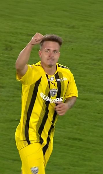 Pop, în final!    VIDEO CU GOLUL.   Atacantul lui Dinamo   a spart gheața după 24 de meciuri:  „Pierdusem numărătoarea”