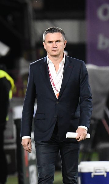 Când voia să plece, de fapt, Petrescu   Cristi Balaj, dezvăluiri despre demisia antrenorului de la CFR:   „Își reproșa că nu s-a oprit”