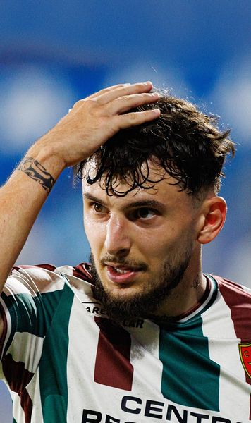 Stoica, dezamăgitor     Ianis,  înlocuit după pauză în meciul Estrela - Alverca, prima partidă ca titular în Portugalia